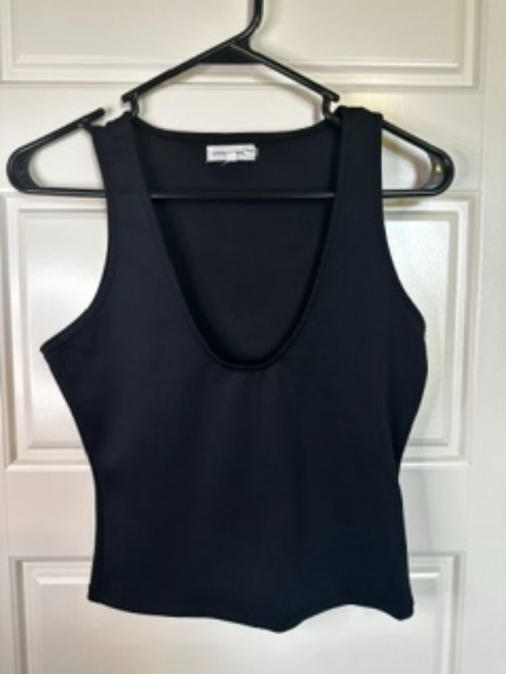 Good American Low Front Neckline Tank Top